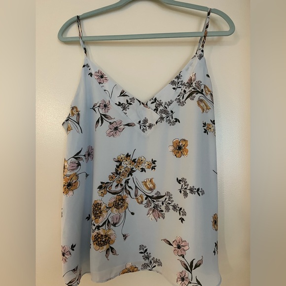 nine britton Tops - Light blue floral camisole top